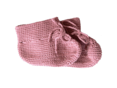 Miou's cotton baby booties are perfect for spring